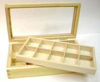 Coffret vitr  / Wood and glass storage box